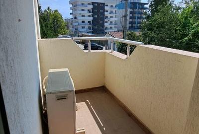 Casă cu 4 camere în Central - 1