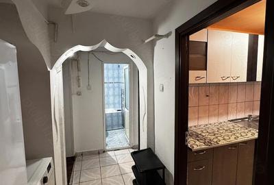 Apartament cu 2 camere decomandat în 9 Mai