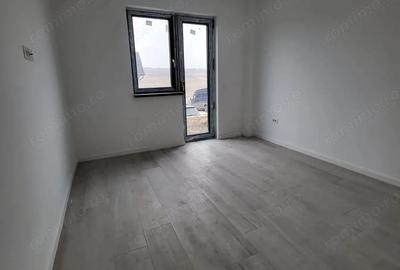 Garsonieră decomandată în Rediu - 4