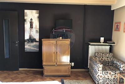 Garsoniera decomandata, vedere catre Dambovita, Unirii- bloc fara risc - 6