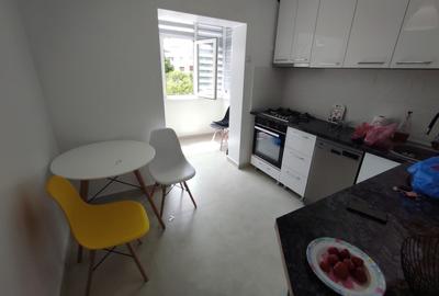 Apartament 3 camere, decomandat, et. 3, Nicolina - 7