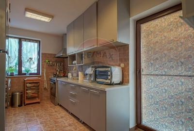 Casa / Vila de vanzare in Rasnov, afacere-Pensiune clasificata - 41