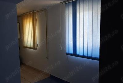 Apartament cu 3 camere decomandat în Central - 4
