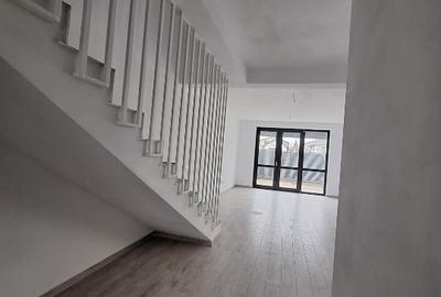 Duplex cu 3 camere cu Teren 200 Mp în Sânpetru - 7