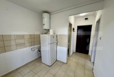 Vand garsoniera, aproape de Spitalul Judetean si UMF - 5