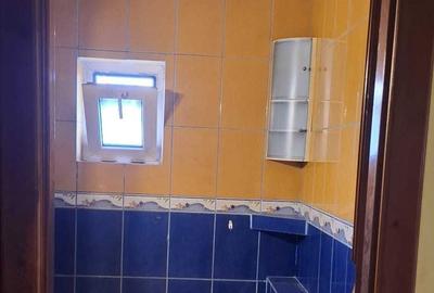 Apartament cu 3 camere decomandat în Central - 2