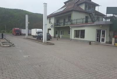 Spațiu comercial, de 515 mp, în Petriș - 2