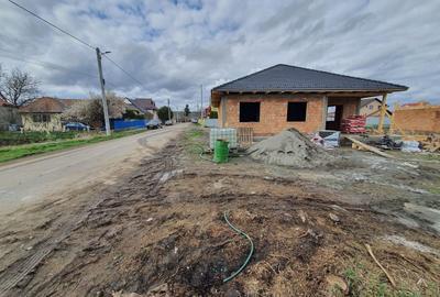 Casă la cheie pe 1 nivel 4 camere 2 băi,145 mp,500 mp teren - 16