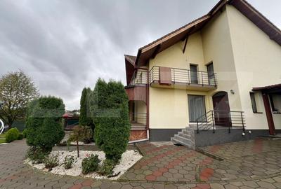 Casa individuala de vanzare in Nazna - 2200 mp teren, 300 mp utili - 3
