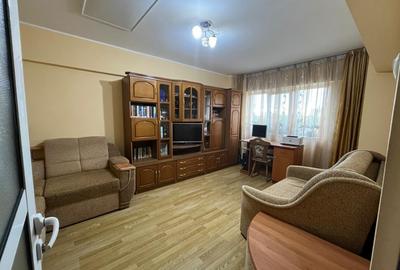 Apartament cu 2 camere in Micro 20 - 2