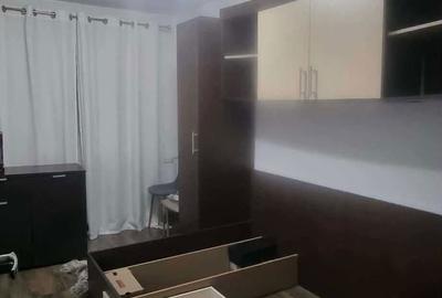 Apartament cu 3 camere decomandat în Cet - 6