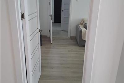 Apartament cu 3 camere semidecomandat, mobilat în Sebastian - 12