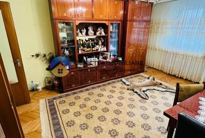 Apartament 3 camere – Bulevardul Traian, zona H-uri – Etaj 1 - 2