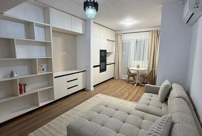 Apartament cu 2 camere semidecomandat, mobilat în Central