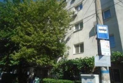 Apartament cu 3 camere semidecomandat în Școlilor - 5