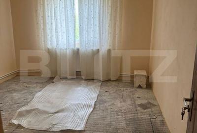 Casă cu 4 camere cu Teren 1480 Mp în Brădești - 19
