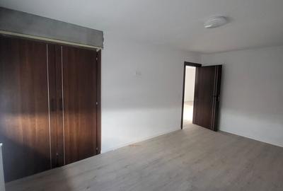 Casă cu 5 camere cu Teren 936 Mp în Central - 11