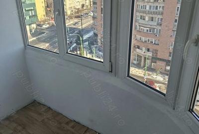 Apartament cu 3 camere decomandat în Centrul Civic - 2