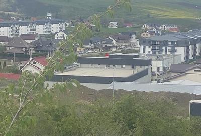Teren de 2700 mp, în Central - 3