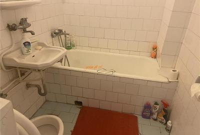 Apartament 3 camere , zona Sud , et 3/4 , decomandat ,52 mp - 4