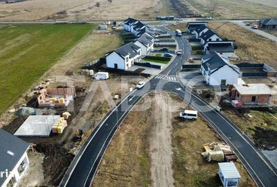 Casă cu 4 camere cu Teren 120 Mp în Vest - 3