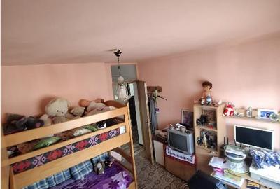 Apartament cu 3 camere decomandat în Județean - 9