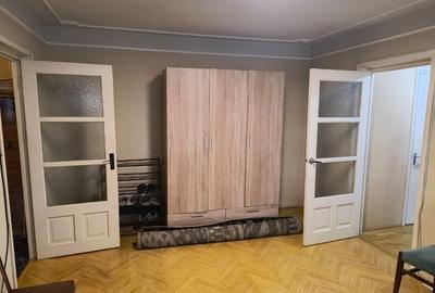 Apartament cu 2 camere semidecomandat în Podu Roș - 2
