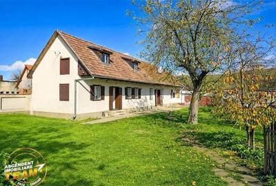 Proprietate autentica+spatiu gospodaresc,1800mp,Araci,Covasna - 1