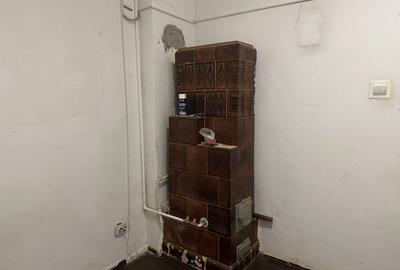 Casă cu 2 camere în 1 Mai - 5