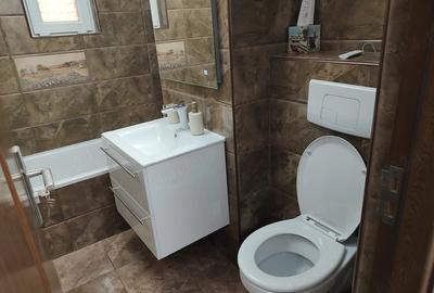 Apartament cu 3 camere decomandat în Central - 4