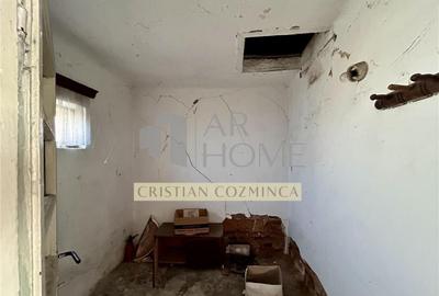 Casă cu 4 camere cu Teren 2243 Mp în Românești - 10