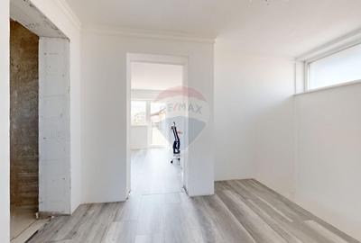 Casă individuală cu 5 camere cu Teren 500 Mp în Central - 14