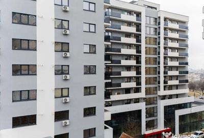 Apartament cu 3 camere decomandat în Nicolina - 14