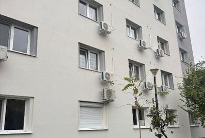 Inchiriez garsoniera metrou 1 decembrie 1918 - 1