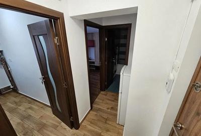 Garsonieră decomandată în UTA - 4