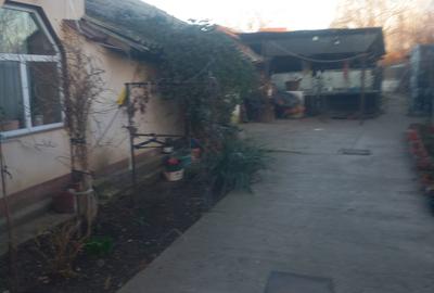 Casă cu 4 camere în Central - 3