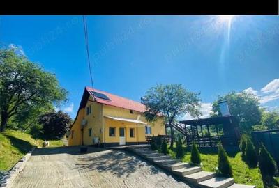 Casă cu 2 camere cu Teren 3200 Mp în Vernești - 2