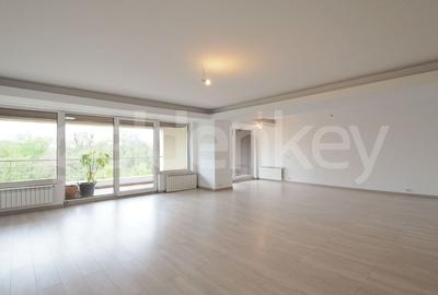 Apartament generos 4 camere | vedere parc | 250mpc - 2