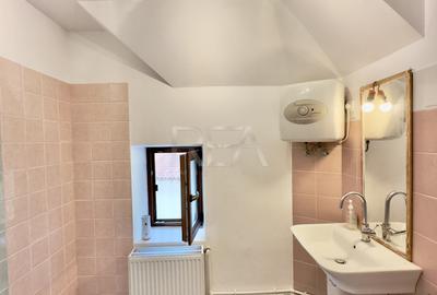 Apartament cu 3 camere decomandat în Capitale - 13
