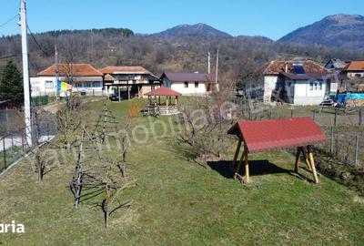 Casă cu 2 camere cu Teren 1794 Mp în Corbeni - 7