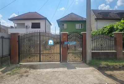 CASA CU ETAJ IN CENTRU