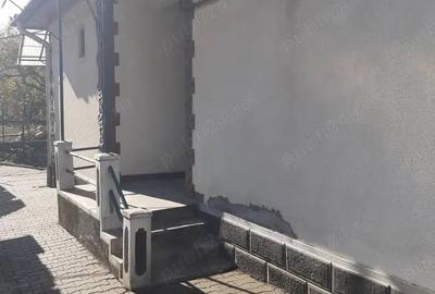 Casă cu Teren 355 Mp în Central - 4