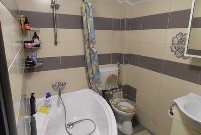 Apartament cu 3 camere decomandat în Central - 2