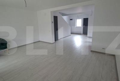 Casă cu 3 camere cu Teren 200 Mp în Central - 2