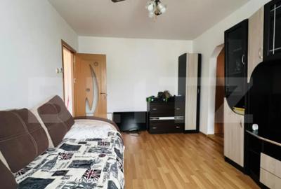 Apartament cu 2 camere semidecomandat, mobilat în Central