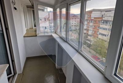 Apartament cu 3 camere de vanzare in zona Stefan cel Mare - 12
