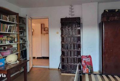 Casă cu 3 camere în Pestișu Mic - 6