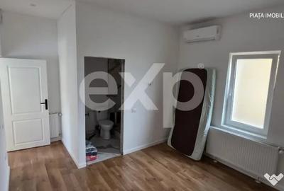 Casă cu 7 camere cu Teren 415 Mp în Central