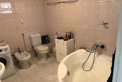 Casă individuală cu 7 camere cu Teren 800 Mp în Băile 1 Mai - 11