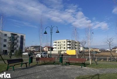 Teren de 4260 mp, în Central